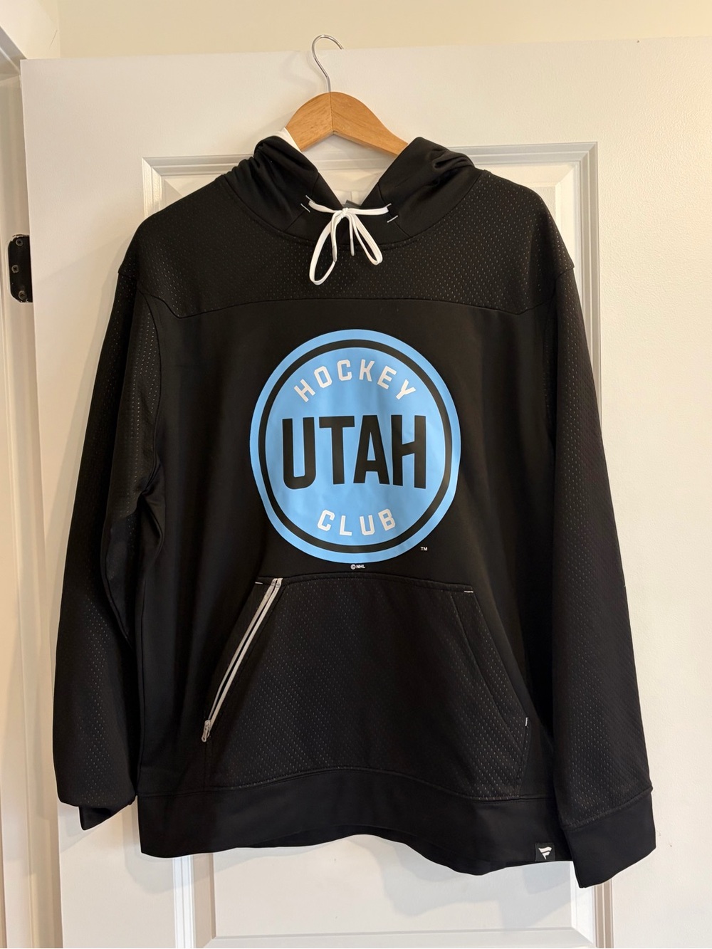Men's Fanatics Utah Hockey Club Defender Pullover Hoodie